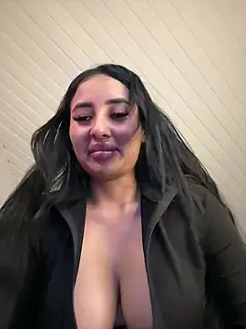 Anily Lovely online show from 02.11.25