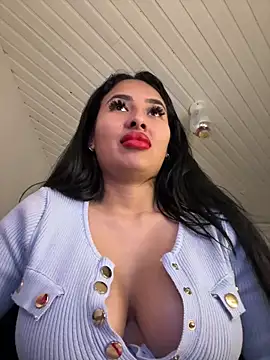 Anily Lovely online show from 02.21.25