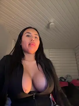 Anily Lovely online show from 11.09.25