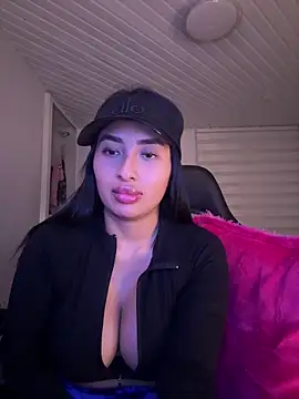 Anily Lovely online show from 04.12.26