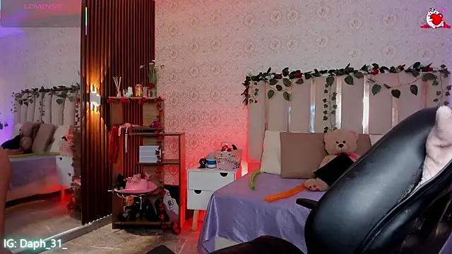 Snapshot of Daphnne_tay chatting on 02.10.26 Daphnne tay online show from 02.10.26