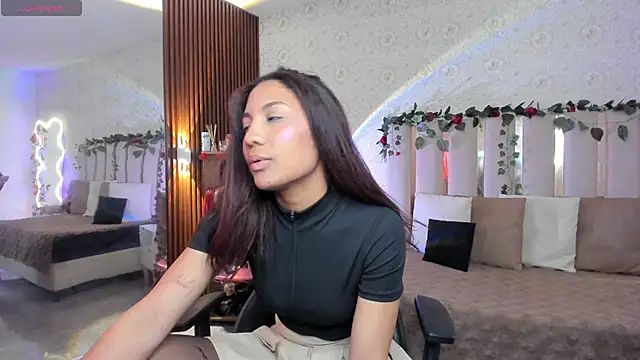 Snapshot of Daphnne_tay chatting on 02.14.26 Daphnne tay online show from 02.14.26