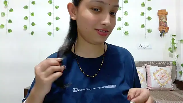 Aleena Rai online show from 10.30.25