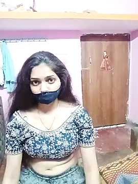 Cute-Simmi online show from 12.13.24