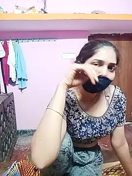 Cute-Simmi online show from 12.13.24