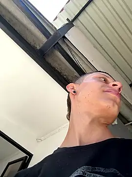 Snapshot of Daddyrich_632 chatting on 01.17.26 Daddyrich 632 online show from 01.17.26