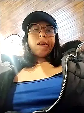 Snapshot of MirandaSingle chatting on 02.24.26 MirandaSingle online show from 02.24.26