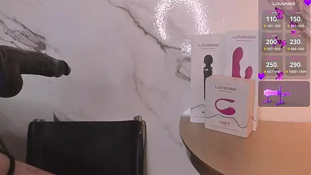 MAEVE BOOBS online show from 03.10.26