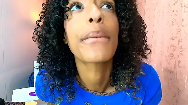 Zia Green online show from 01.27.25