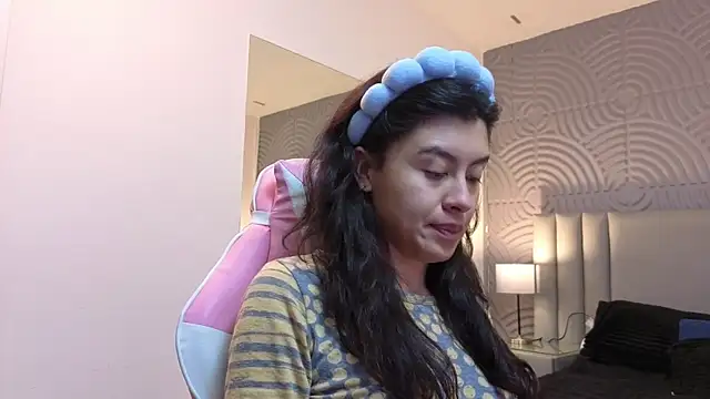 Snapshot of JaneLondon chatting on 06.01.26 JaneLondon online show from 06.01.26