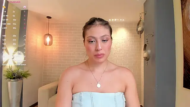 Snapshot of IrinaPortman chatting on 03.14.25 IrinaPortman online show from 03.14.25