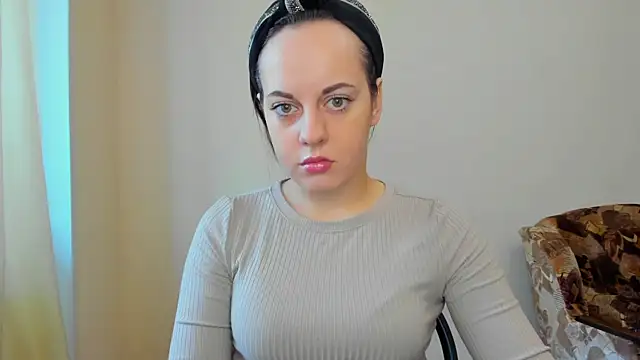 Sabrina Lavv online show from 09.19.25