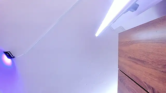 Snapshot of Amy_Kiitty_ chatting on 10.04.25 Amy Kiitty online show from 10.04.25