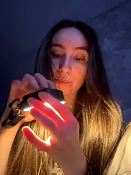 viviandaimond1 online show from 10.25.25