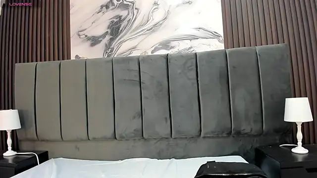 KarinaSimonz online show from 04.18.26