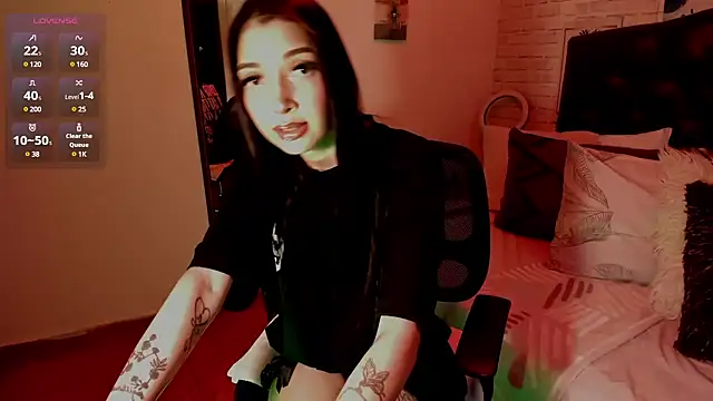  Chartlotte online show from 01.14.25
