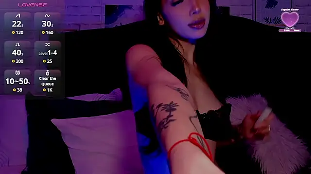  Chartlotte online show from 01.23.25