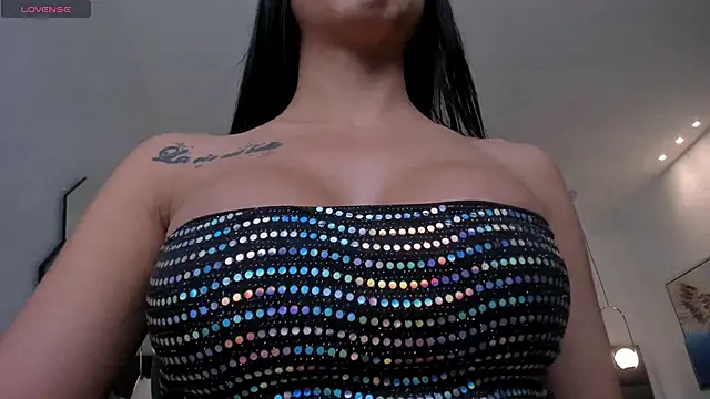 KatieNolan 1 online show from 01.04.25