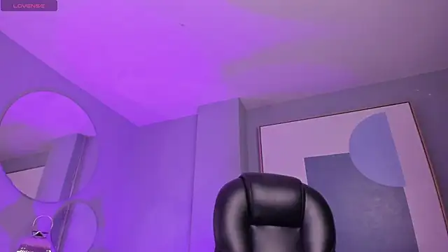 KatieNolan 1 online show from 04.05.26