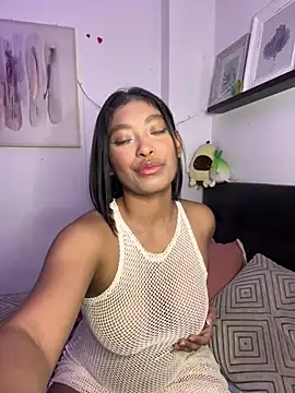Isabella fasilier online show from 02.28.25