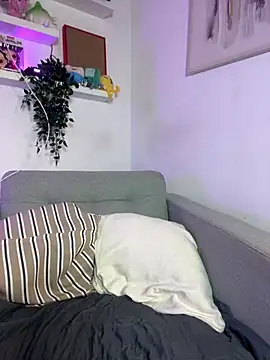 Isabella fasilier online show from 03.10.26