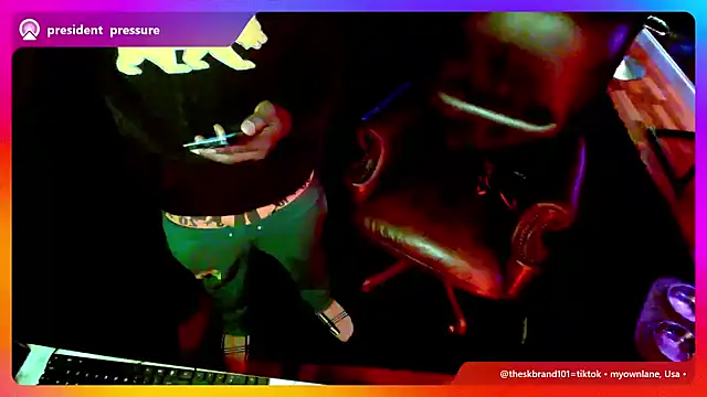 Pressure69mee online show from 03.14.25