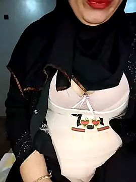 Snapshot of Nurhane_Star chatting on 01.24.25 Nurhane Star online show from 01.24.25