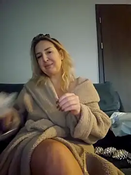 MariaRichi  online show from 12.04.25