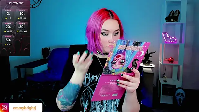 Snapshot of Emmybrightj_ chatting on 01.23.25 Emmybrightj online show from 01.23.25