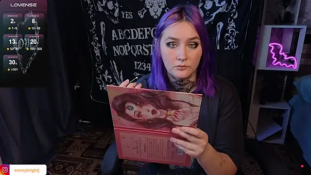 Snapshot of Emmybrightj_ chatting on 09.15.25 Emmybrightj online show from 09.15.25