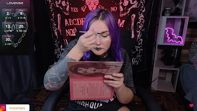 Snapshot of Emmybrightj_ chatting on 09.17.25 Emmybrightj online show from 09.17.25