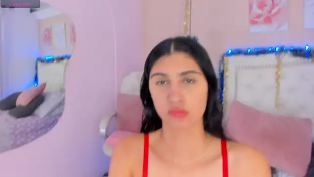 Ashley Evans18 online show from 12.21.24
