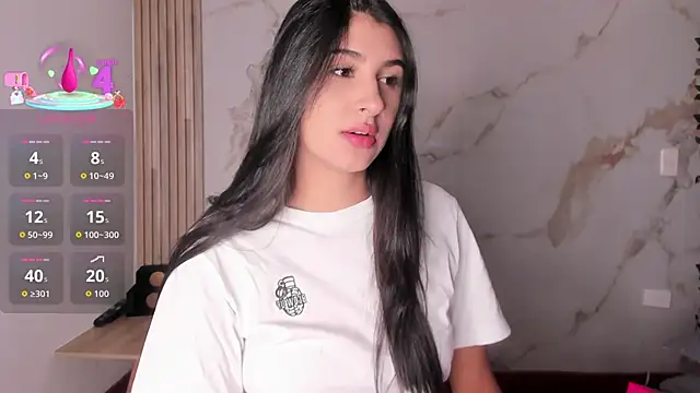 Ashley Evans18 online show from 10.04.25