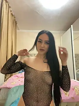 Gya Rue online show from 02.12.25