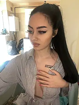 Gya Rue online show from 02.26.25