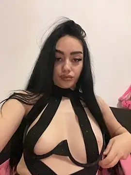 Gya Rue online show from 11.16.25