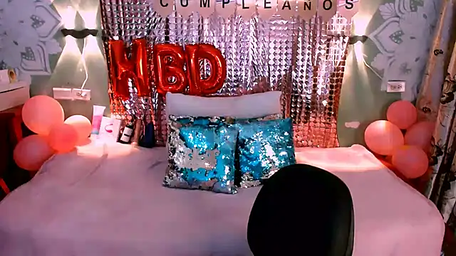 Emili Roux online show from 02.12.25