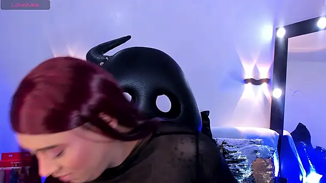 Emili Roux online show from 04.15.26