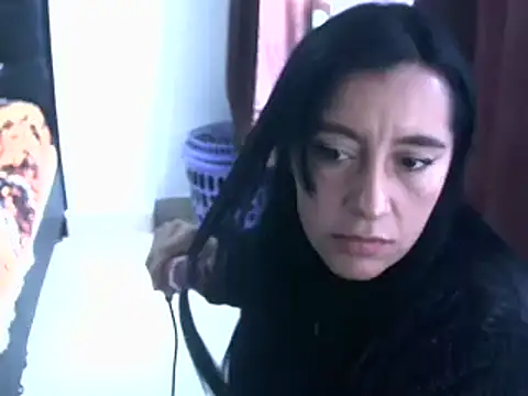 hailey85 online show from 12.23.24
