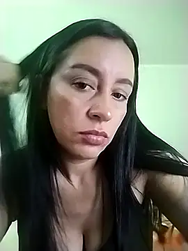 hailey85 online show from 10.16.25