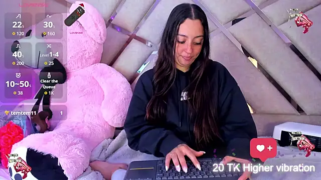 sadashi moon  online show from 10.13.25