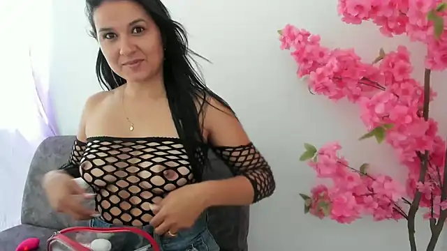 elena jonees online show from 12.12.24