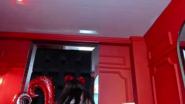 Snapshot of nathalie_rossel chatting on 02.13.25 nathalie rossel online show from 02.13.25