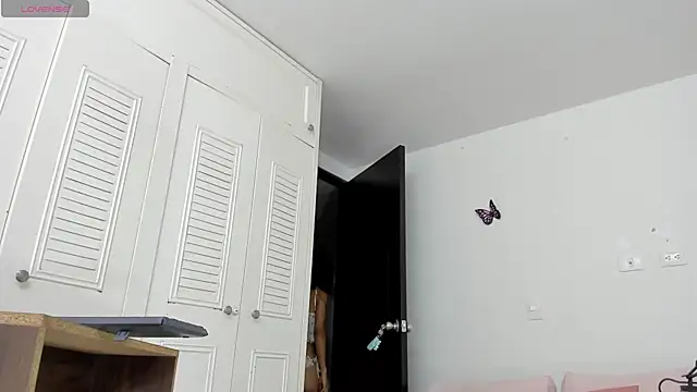 Snapshot of sweet_amalia4 chatting on 06.02.26 sweet amalia4 online show from 06.02.26