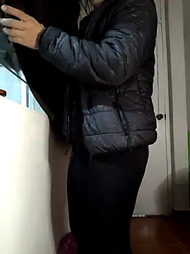 ARIANA SAENS online show from 02.05.25