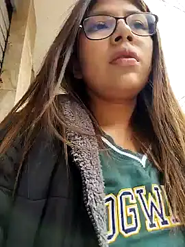 ARIANA SAENS online show from 02.05.25