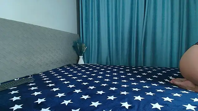 ElizaaXO online show from 09.30.25