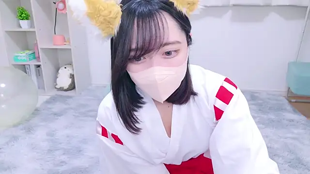 Yurie  online show from 01.02.25