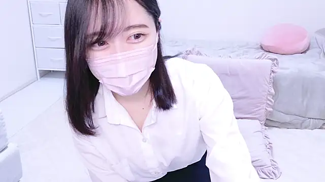 Yurie  online show from 02.02.25