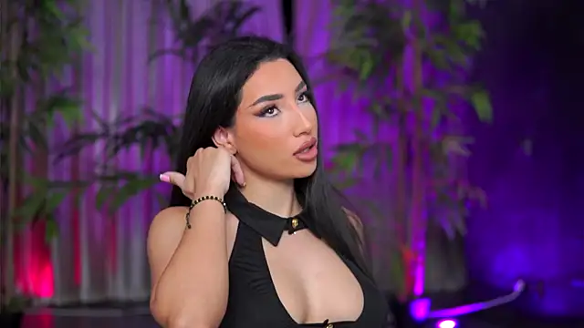 GinaValentinna online show from 10.23.25